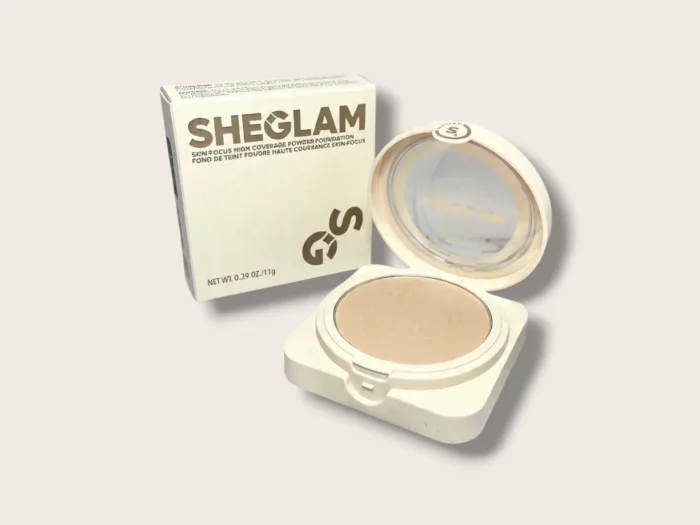 ⁦بودرة اساس شي جلام Sheglam سكين فوكس تغطية احترافية لبشرة مثالية ومخملية بلمسة واحدة⁩ - الصورة ⁦3⁩